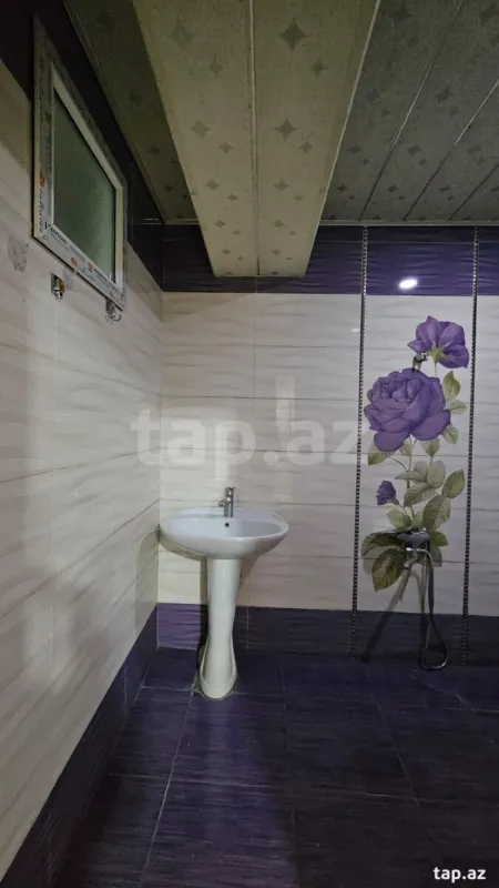 Kirayə verilir 3 otaqlı yeni tikili 100 m²