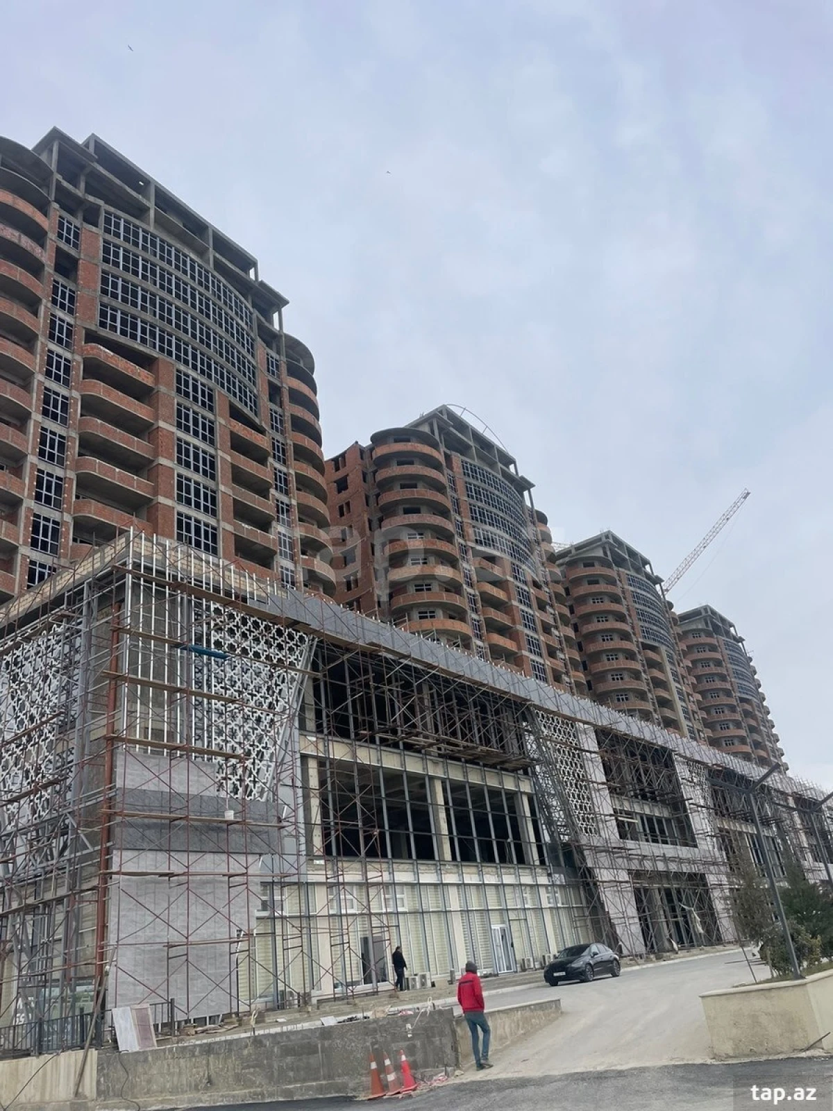 Satılır 2 otaqlı yeni tikili 78 m²