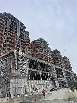 Satılır 2 otaqlı yeni tikili 78 m²