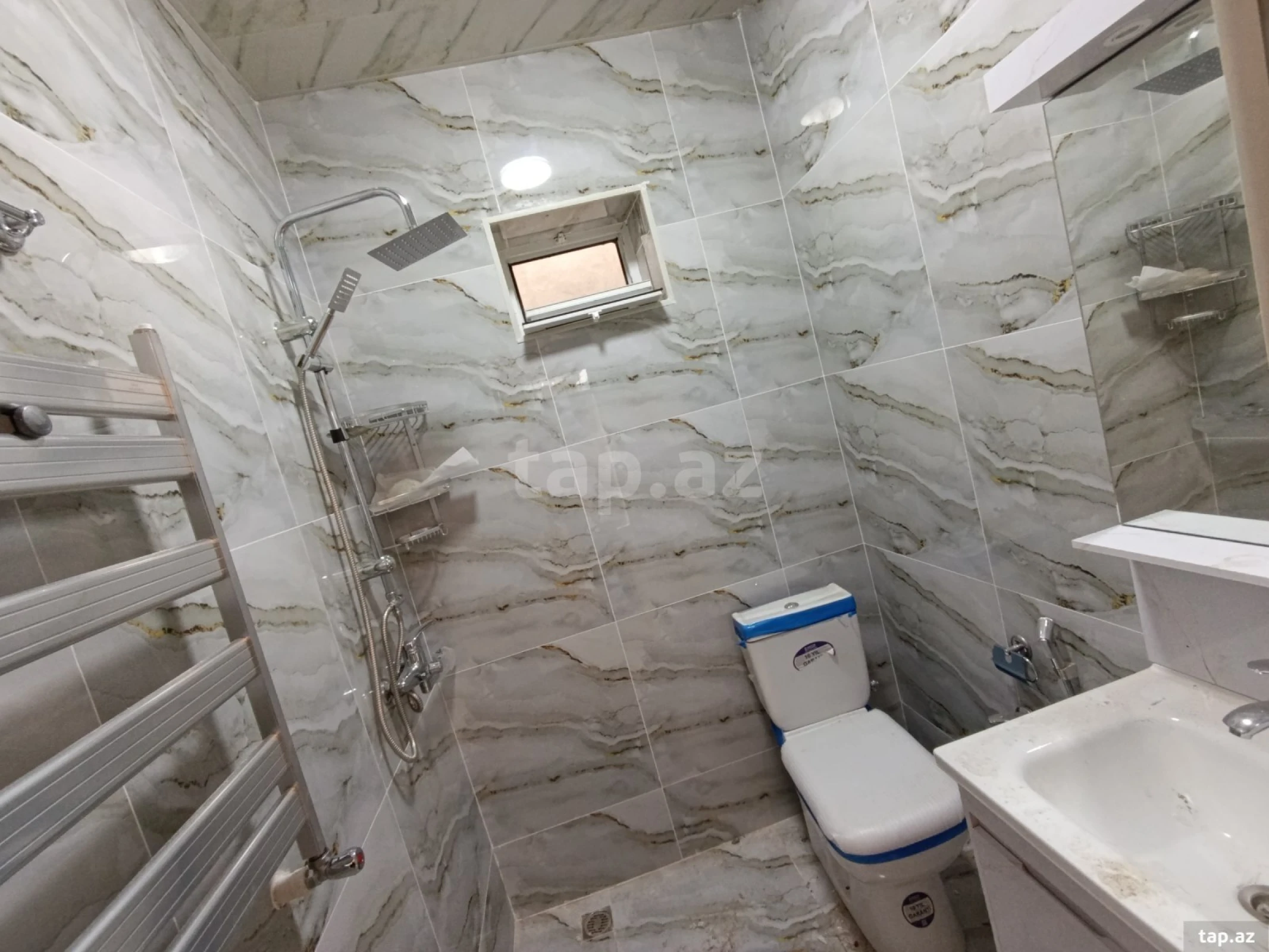 Satılır 3 otaqlı həyət evi