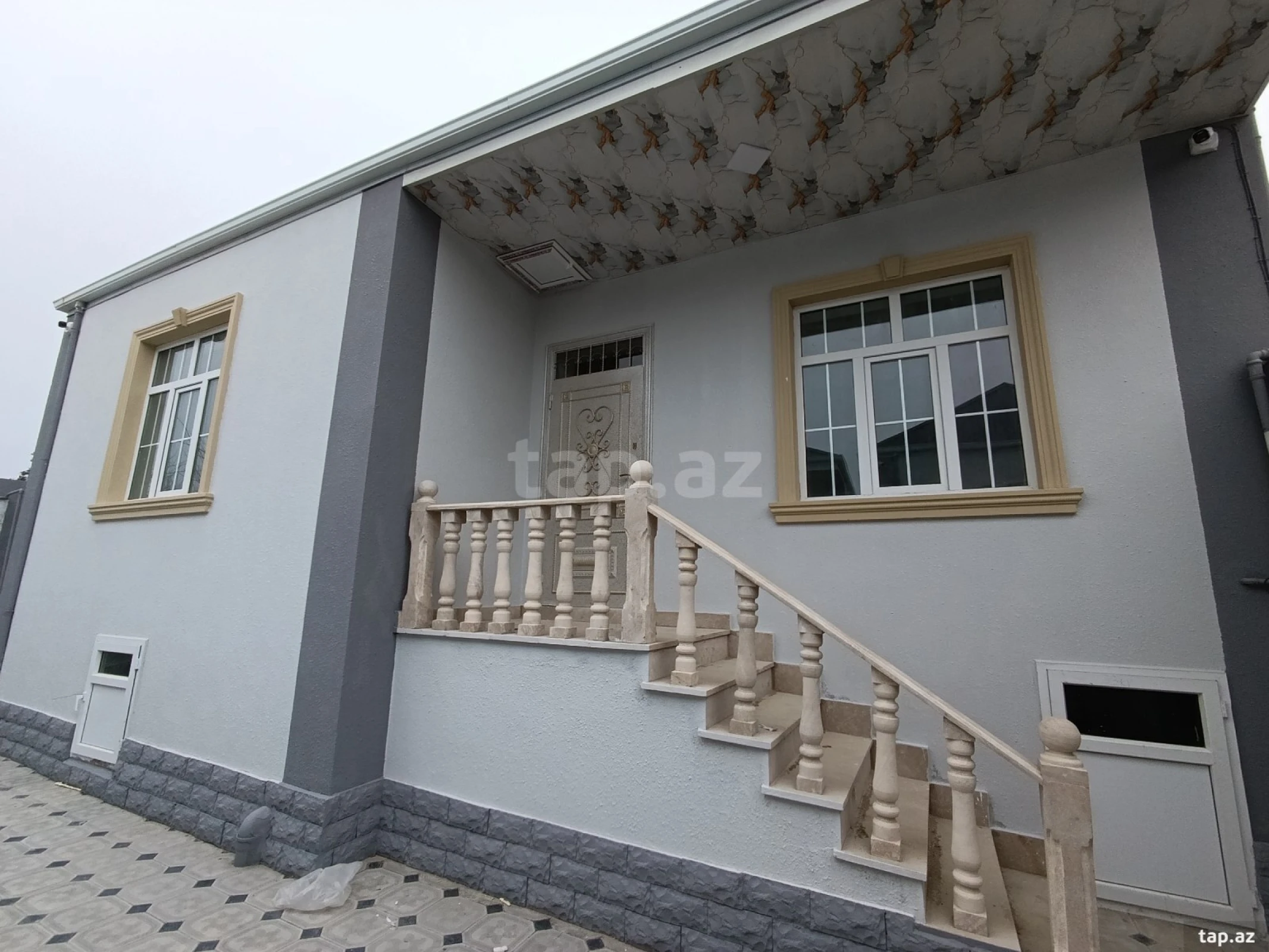 Satılır 3 otaqlı həyət evi