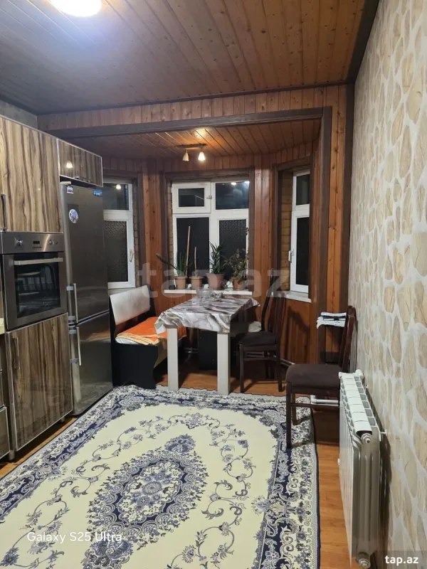 Satılır 4 otaqlı həyət evi