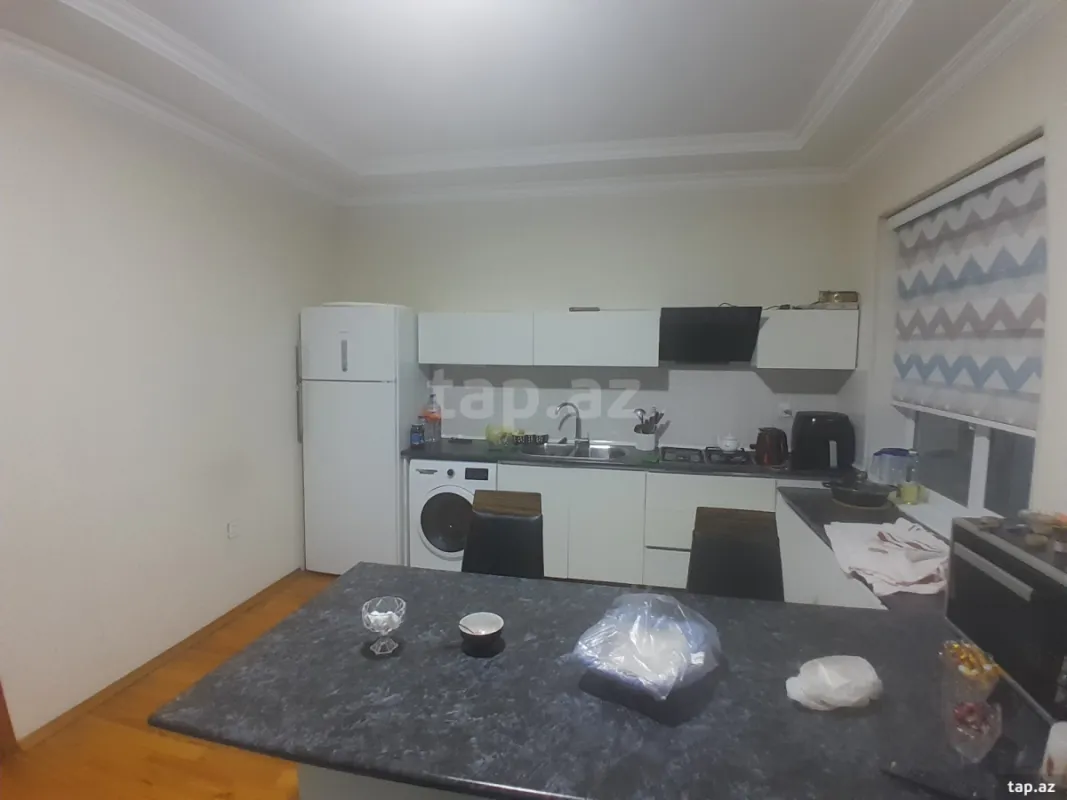 Satılır 4 otaqlı həyət evi