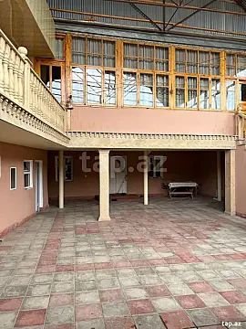 Satılır 6 otaqlı həyət evi 200 m² — Gəncə 6 otaq 200.00 m²