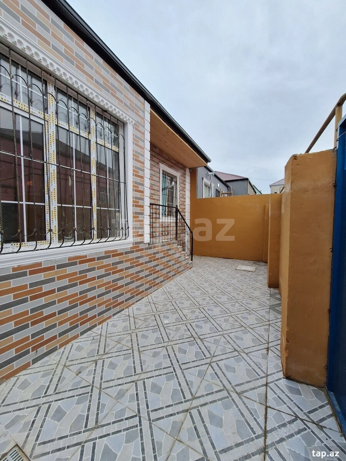 Satılır 3 otaqlı həyət evi