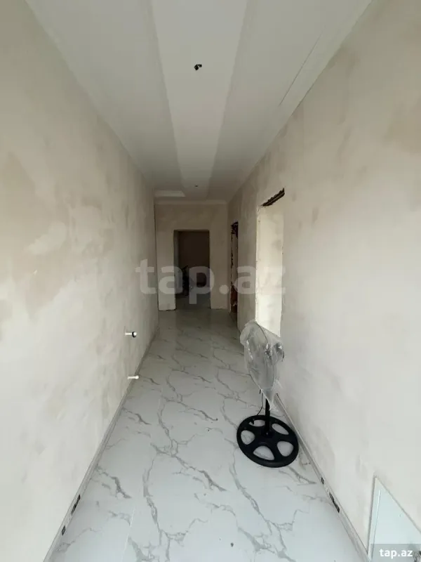 Satılır 4 otaqlı həyət evi