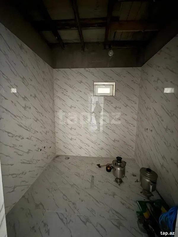 Satılır 4 otaqlı həyət evi