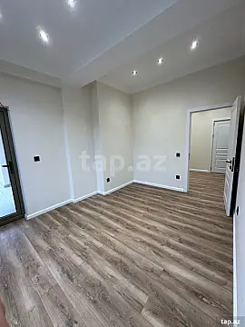 Satılır 3 otaqlı yeni tikili 70 m²