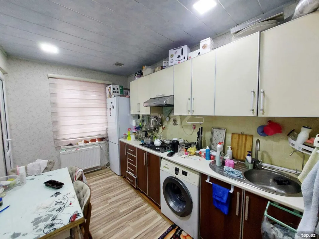 Satılır 2 otaqlı mənzil 58 m²