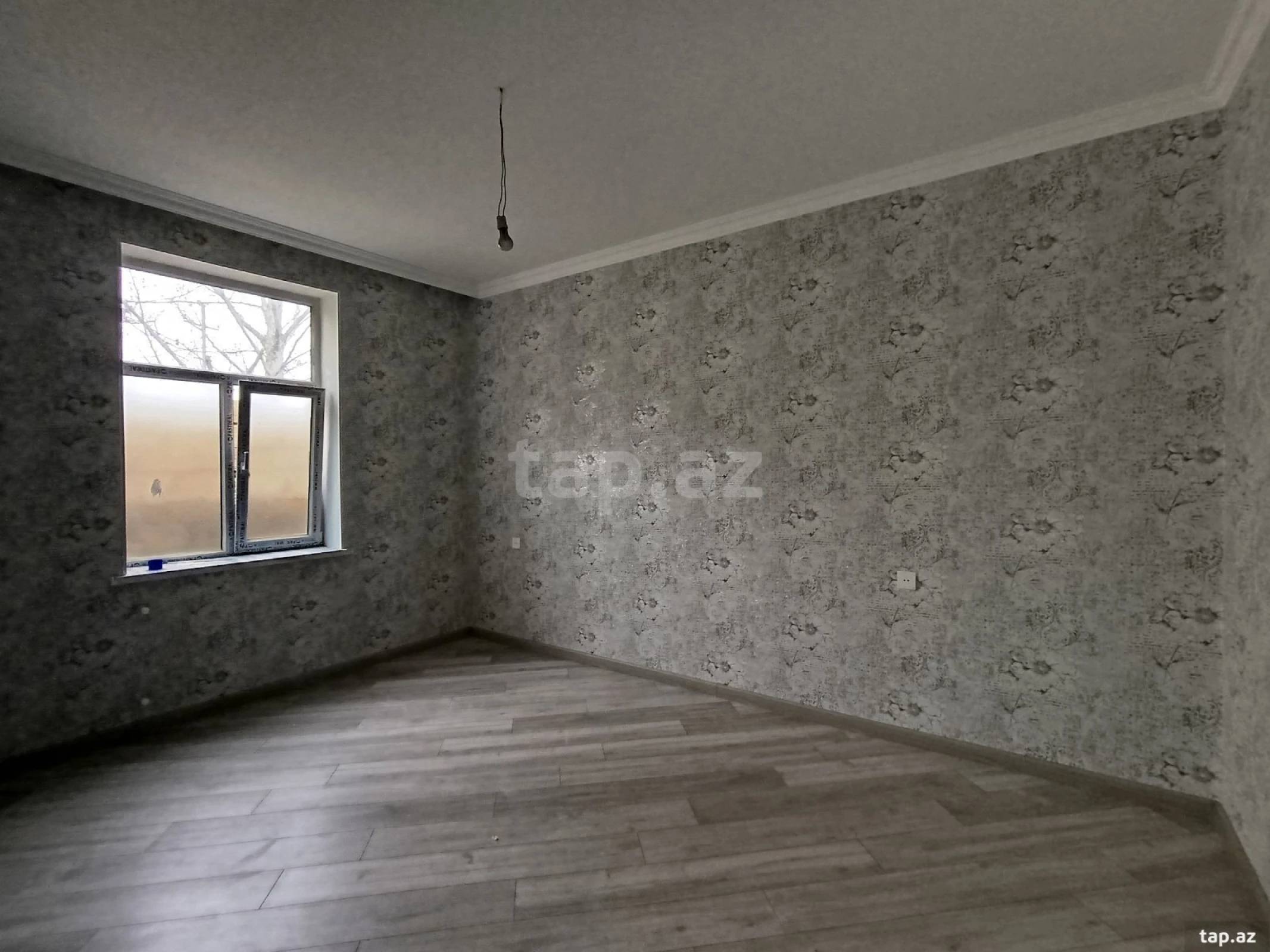 Satılır 4 otaqlı həyət evi