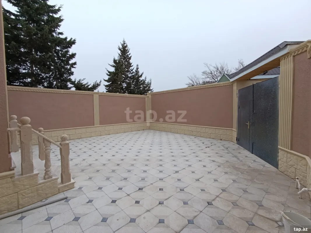 Satılır 4 otaqlı həyət evi