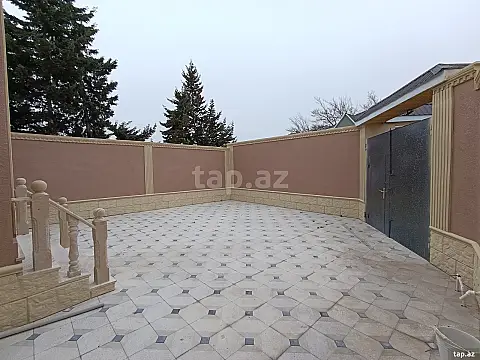 Satılır 4 otaqlı həyət evi