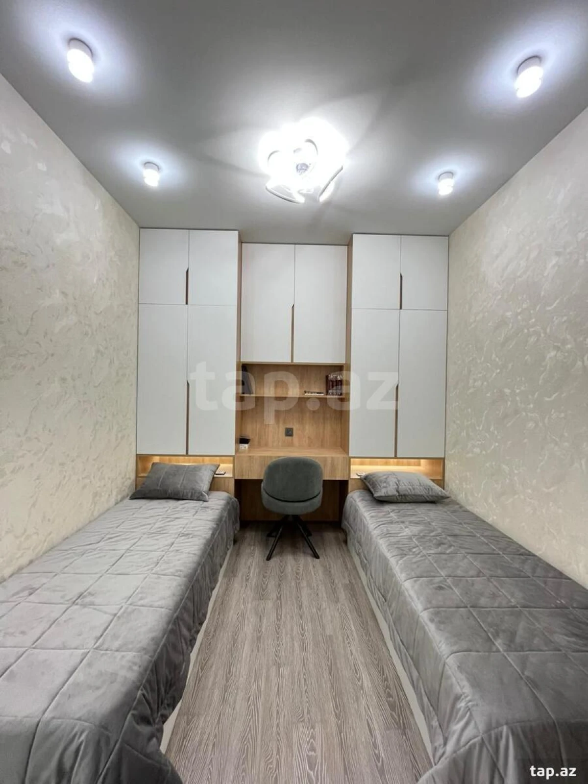 Satılır 3 otaqlı yeni tikili 104 m²