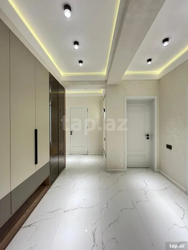 Satılır 3 otaqlı yeni tikili 104 m²