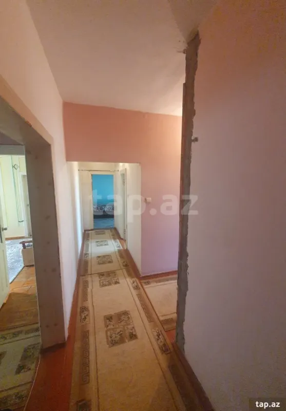 Satılır 4 otaqlı mənzil 120 m²