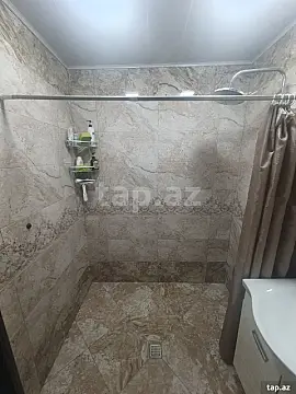 Satılır 4 otaqlı mənzil 120 m²