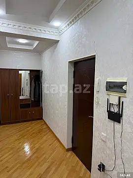 Kirayə verilir 2 otaqlı yeni tikili 100 m²