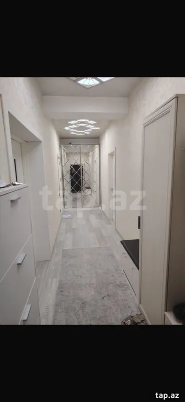 Satılır 2 otaqlı yeni tikili 73 m²