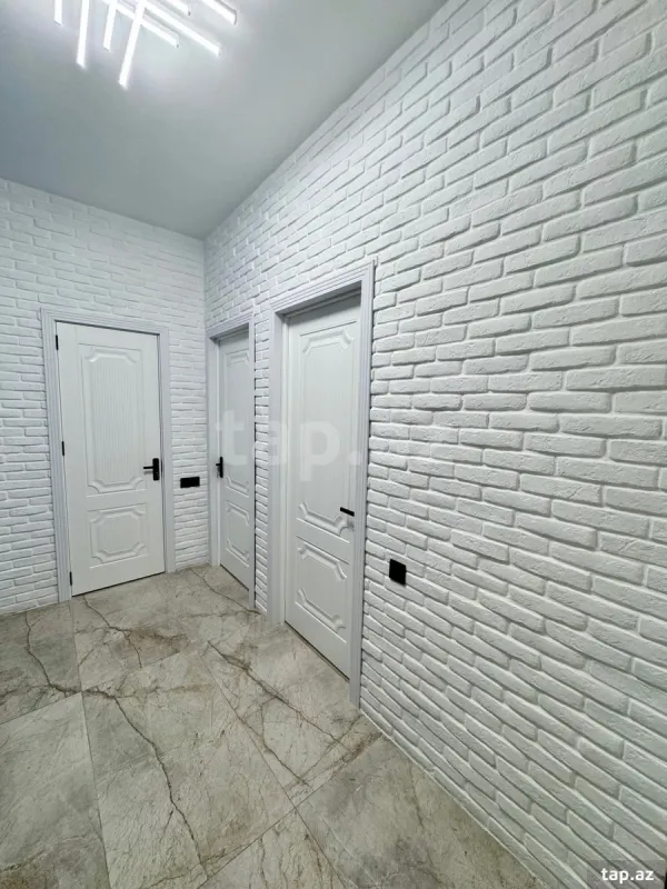 Satılır 3 otaqlı yeni tikili 70 m²