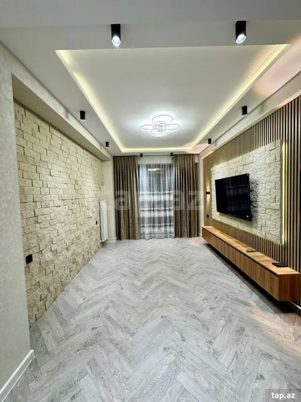 Satılır 3 otaqlı yeni tikili 70 m²
