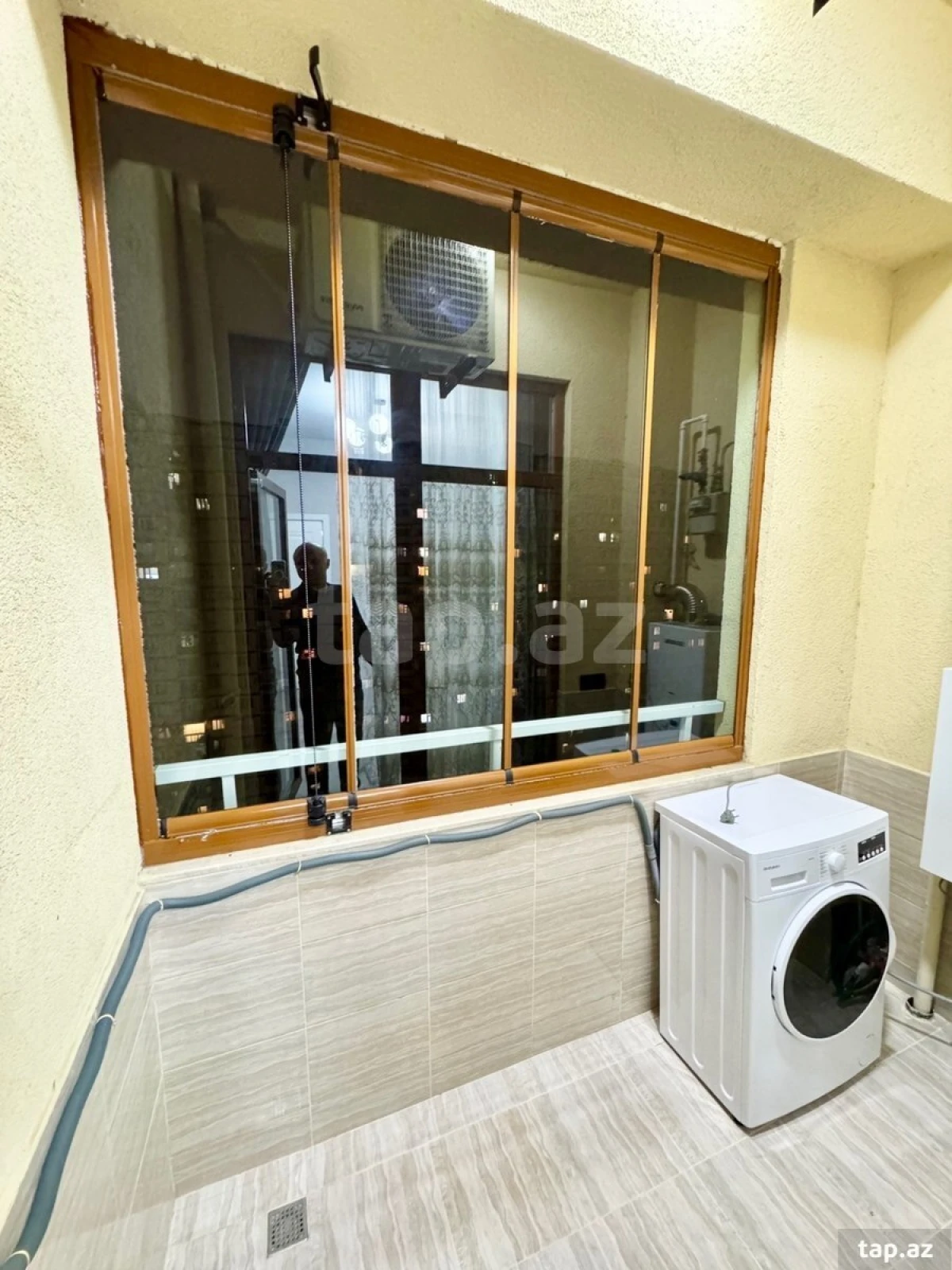 Satılır 3 otaqlı yeni tikili 70 m²