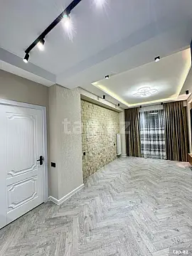 Satılır 3 otaqlı yeni tikili 70 m²