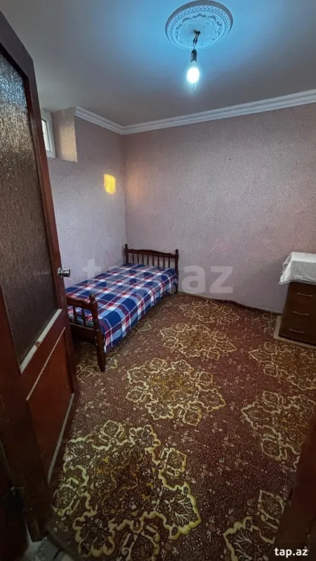 Kirayə verilir 1 otaqlı həyət evi 30 m²