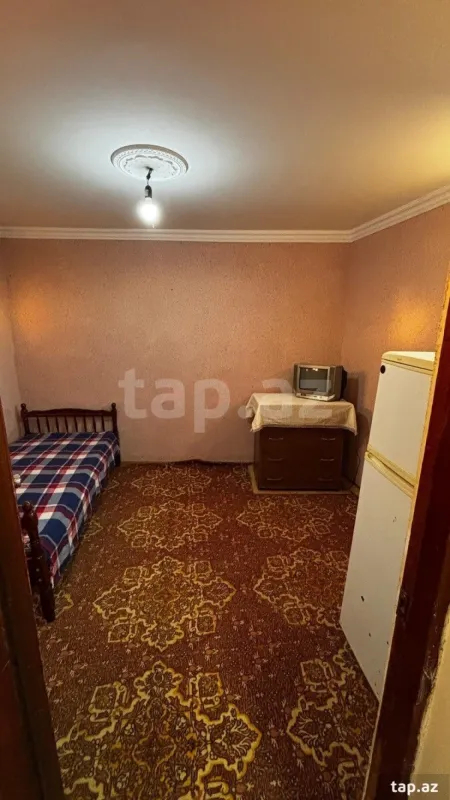 Kirayə verilir 1 otaqlı həyət evi 30 m²