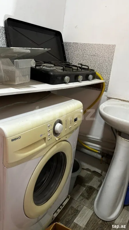 Kirayə verilir 1 otaqlı həyət evi 30 m²