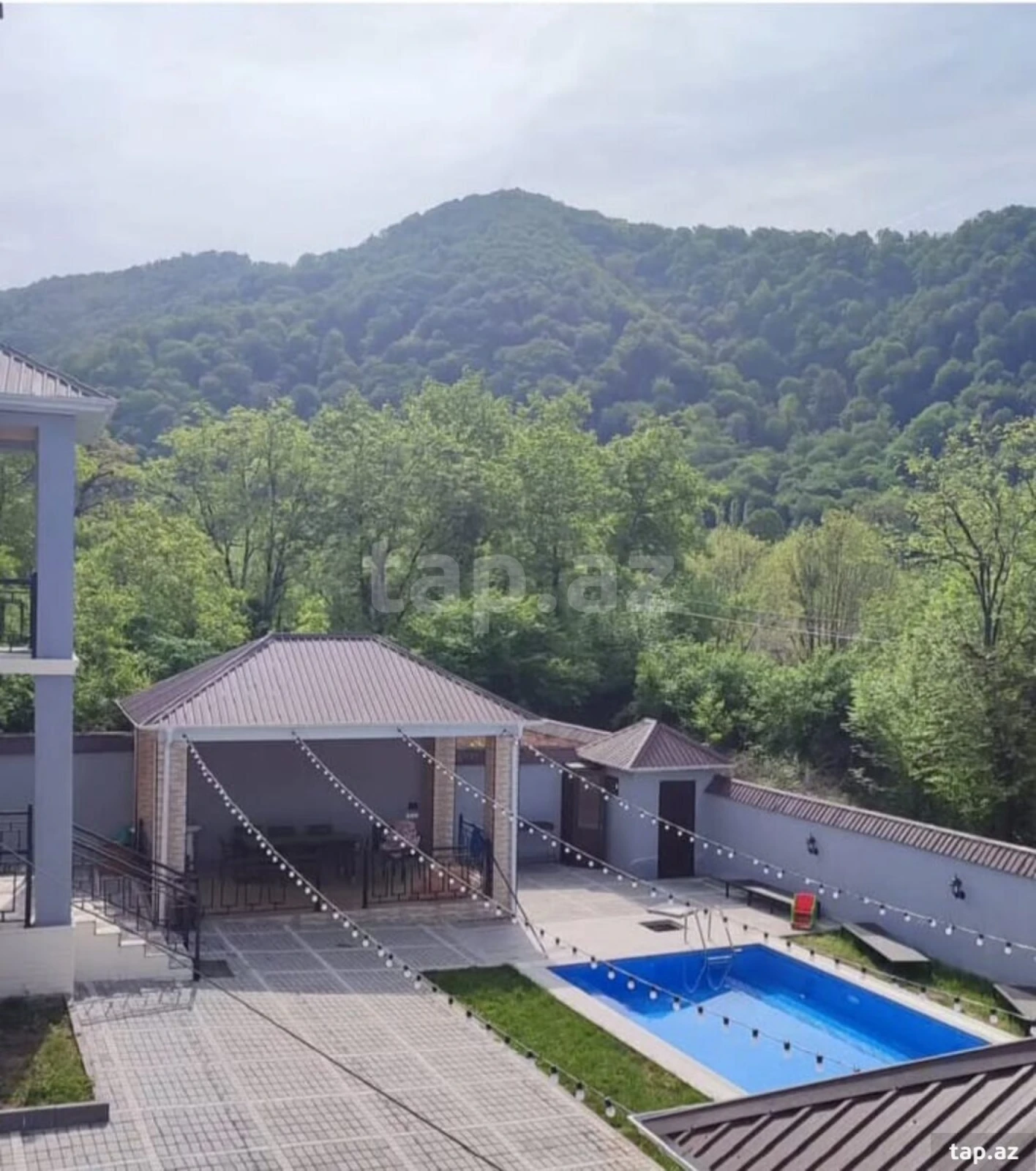 Satılır 4 otaqlı həyət evi