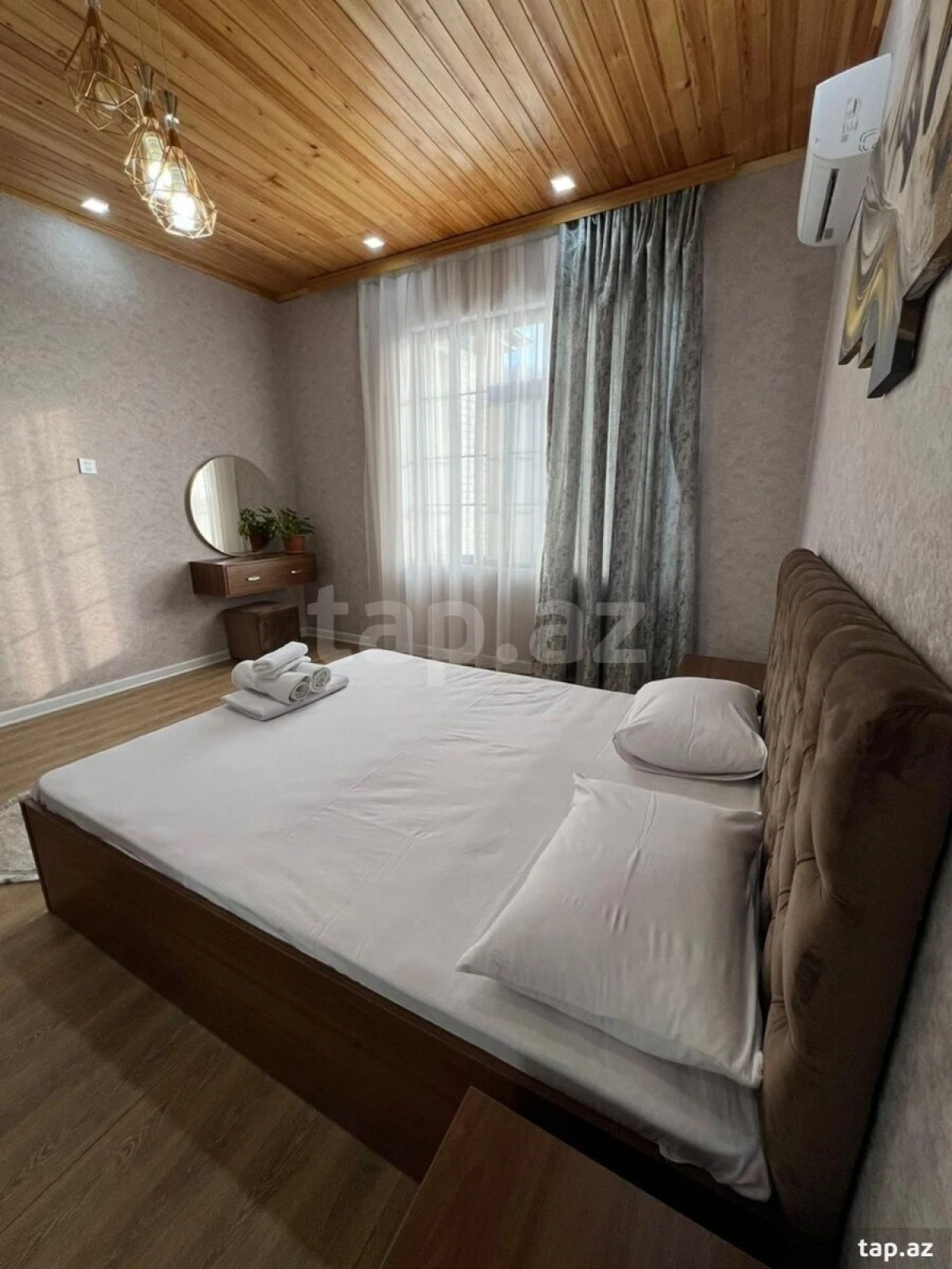 Satılır 4 otaqlı həyət evi