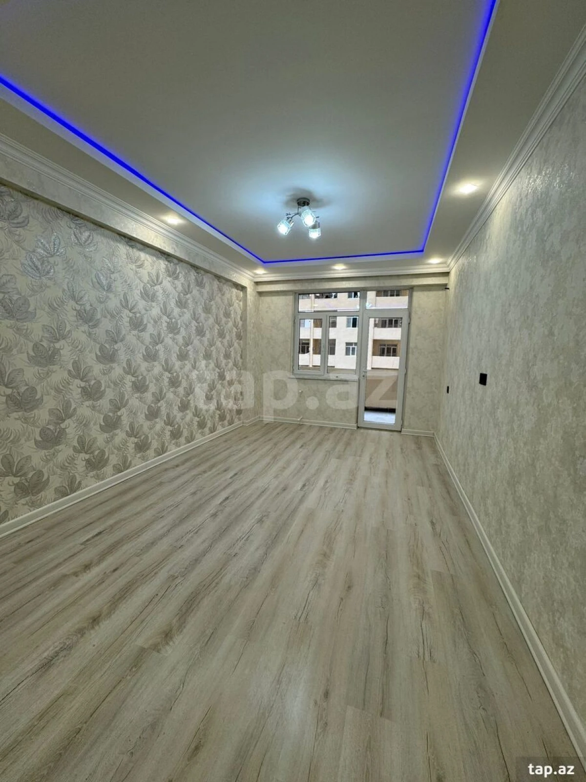 Satılır 2 otaqlı yeni tikili 60 m²