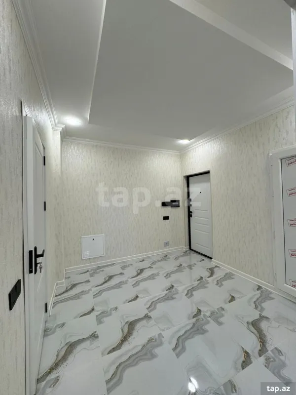 Satılır 2 otaqlı yeni tikili 60 m²