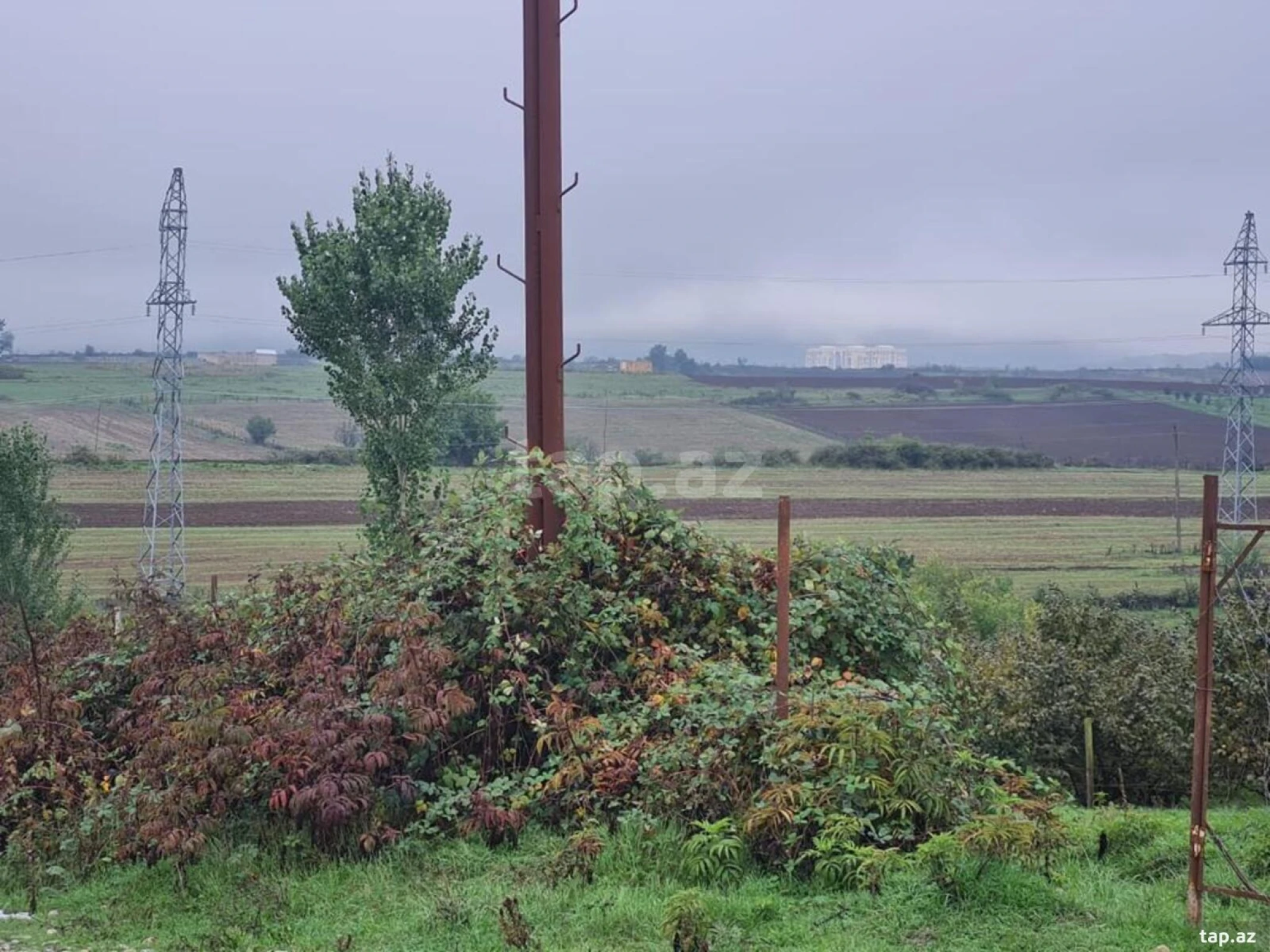 Satılır torpaq sahəsi