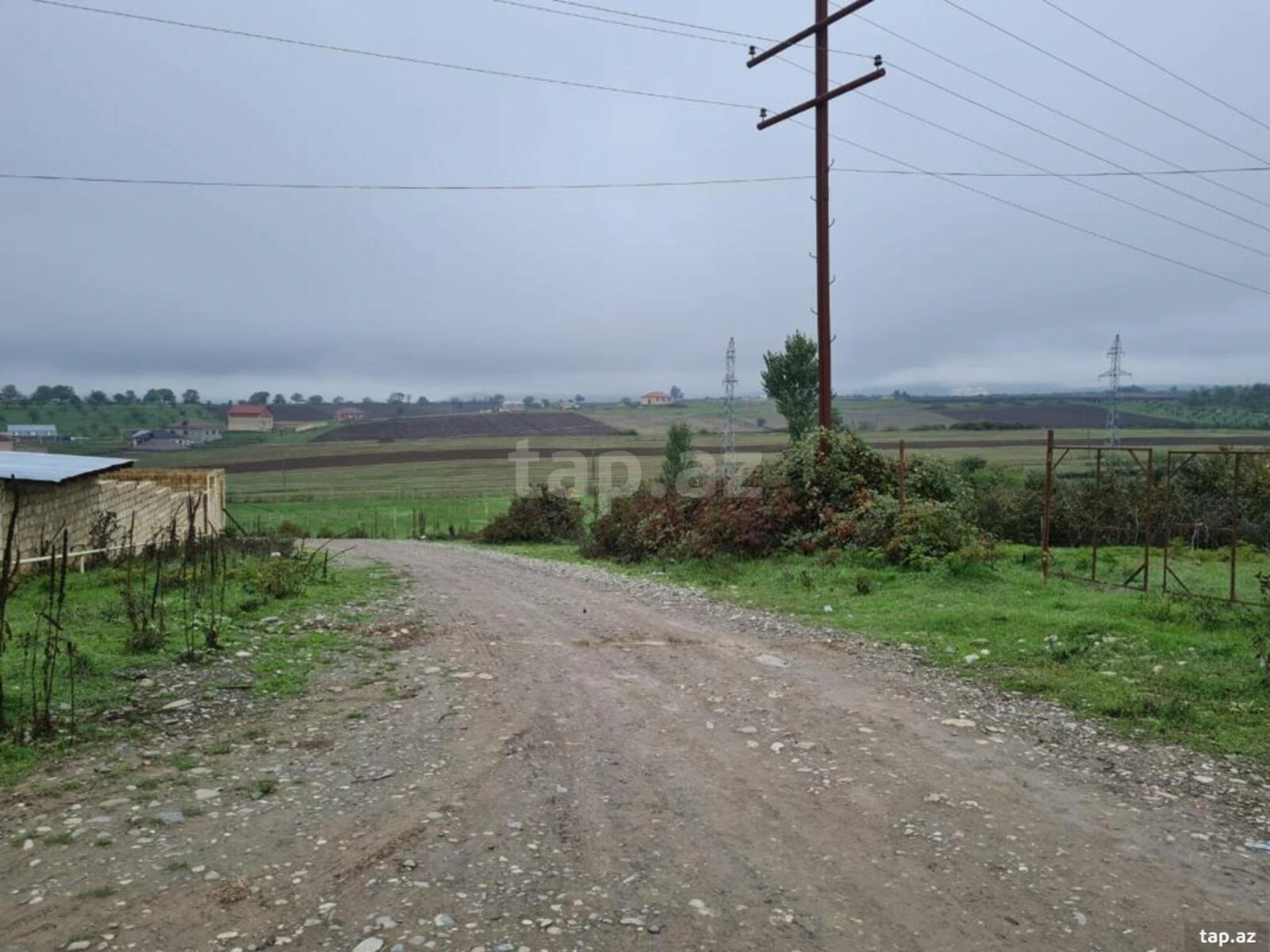 Satılır torpaq sahəsi