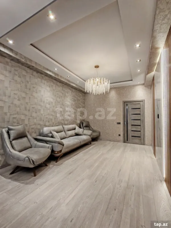 Satılır 3 otaqlı yeni tikili 90 m²