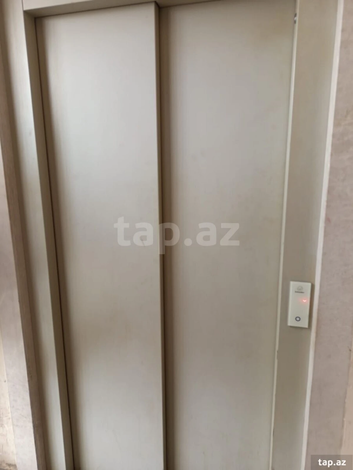 Satılır 3 otaqlı mənzil 78 m²