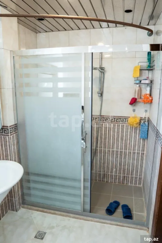 Satılır 2 otaqlı yeni tikili 95 m²