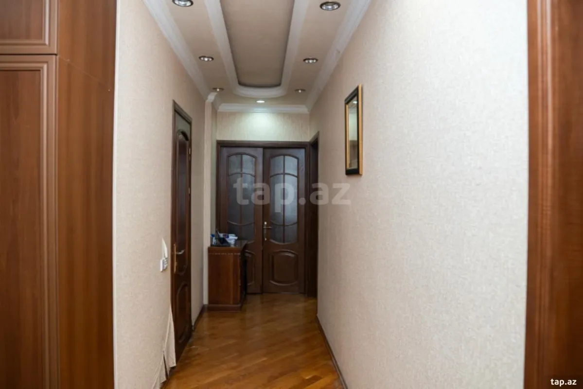 Satılır 2 otaqlı yeni tikili 95 m²