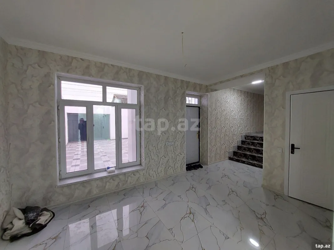 Satılır 4 otaqlı həyət evi