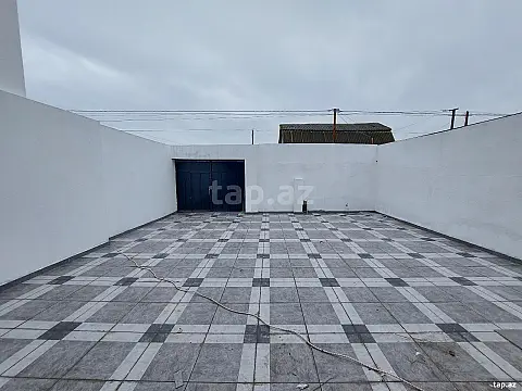 Satılır 4 otaqlı həyət evi