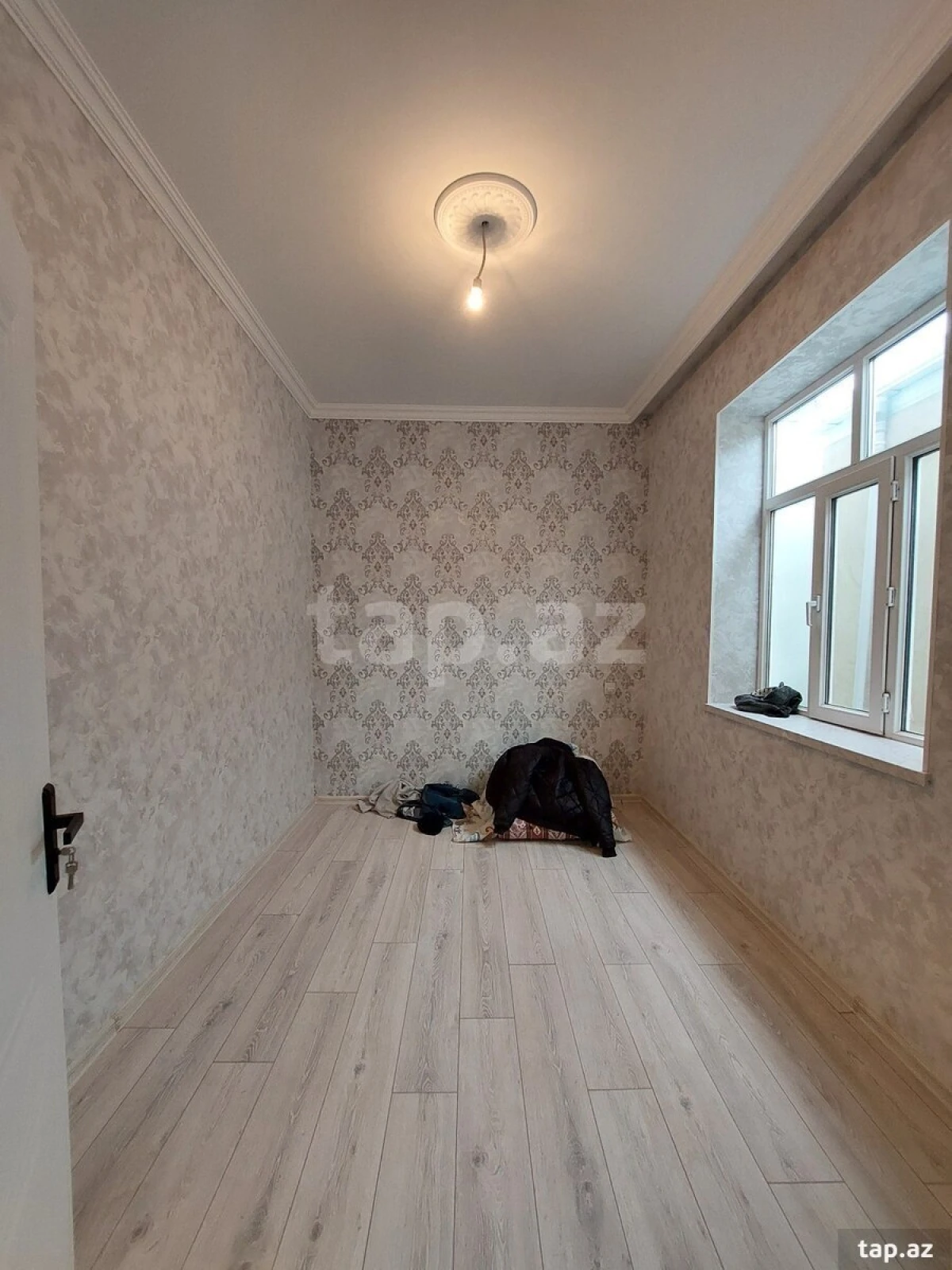 Satılır 4 otaqlı həyət evi