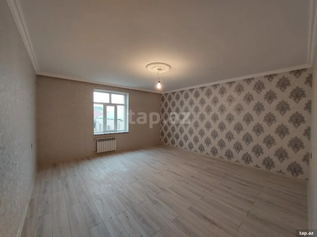 Satılır 4 otaqlı həyət evi