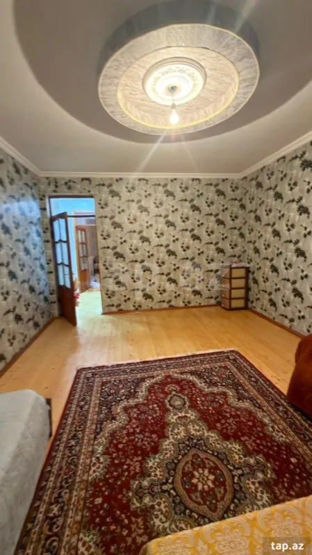 Satılır 4 otaqlı həyət evi