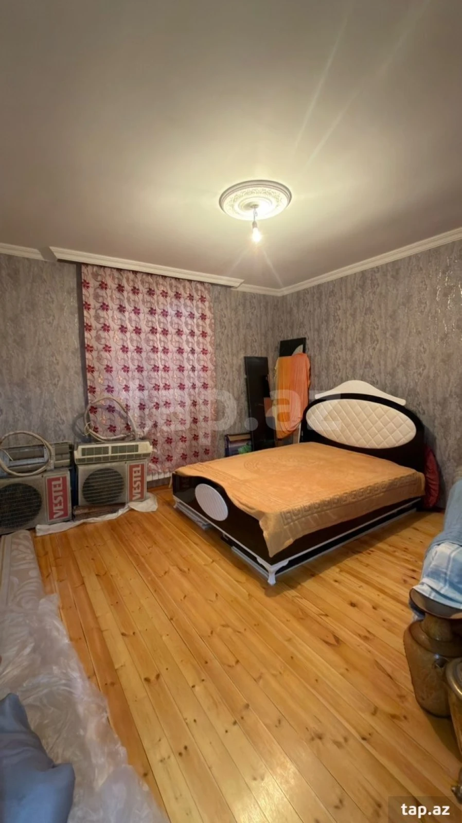 Satılır 4 otaqlı həyət evi