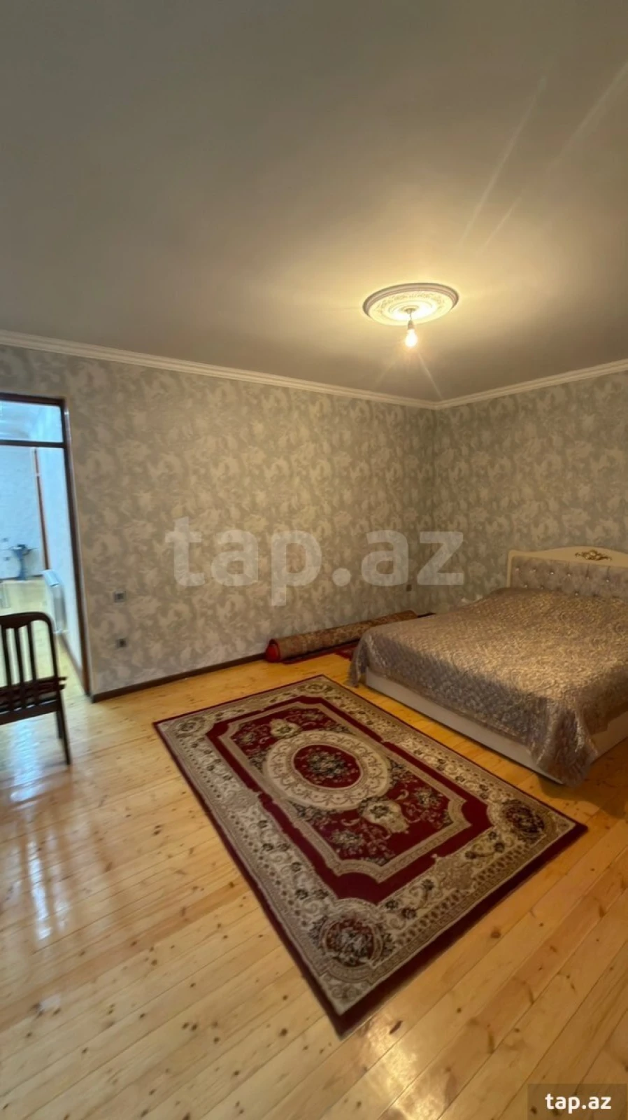 Satılır 4 otaqlı həyət evi