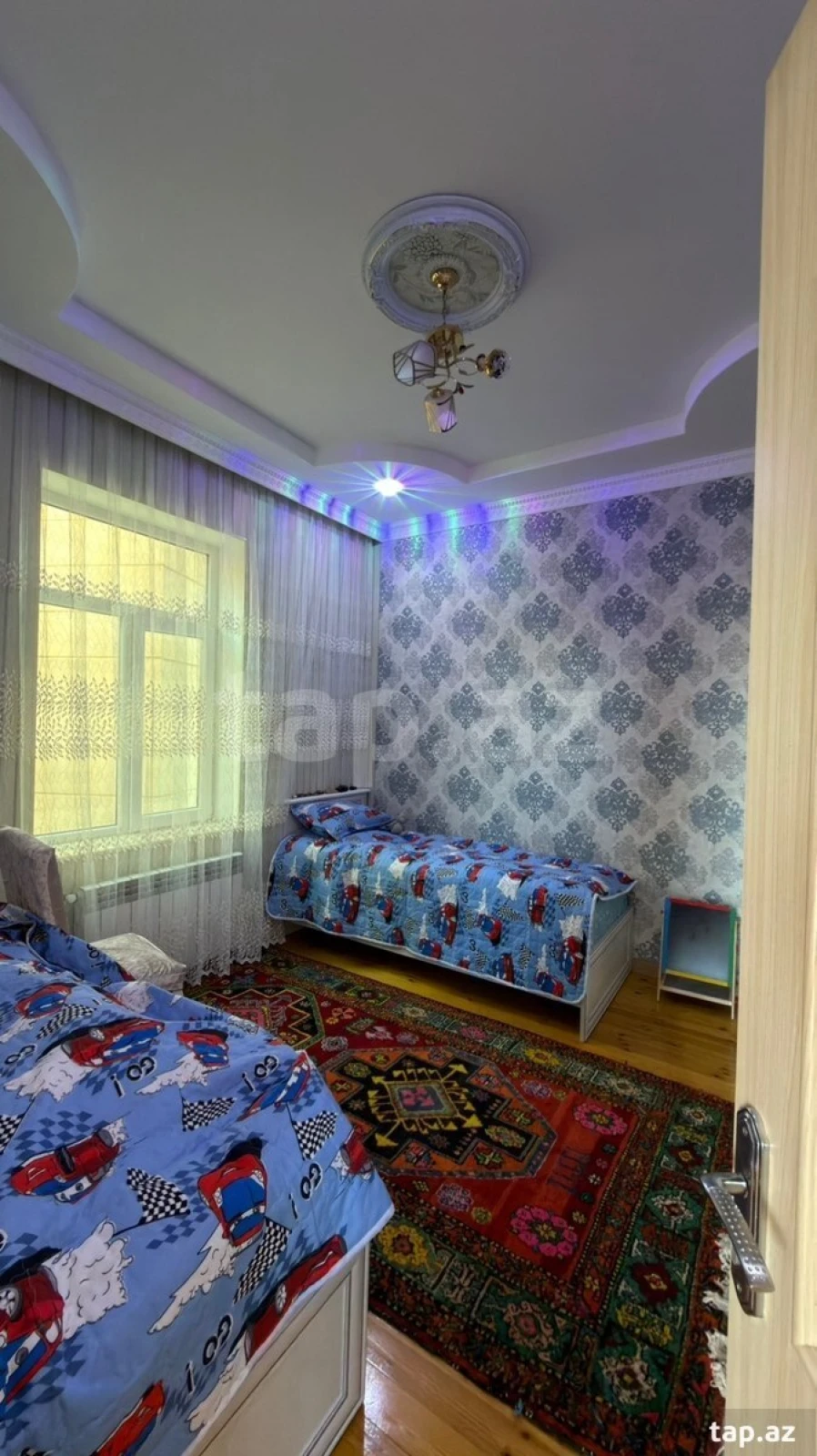 Satılır 6 otaqlı həyət evi