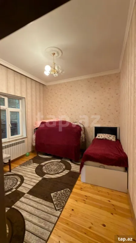 Satılır 6 otaqlı həyət evi