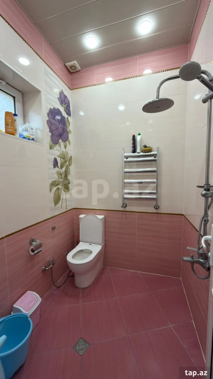 Satılır 6 otaqlı həyət evi