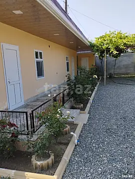 Satılır 5 otaqlı həyət evi 120 m²